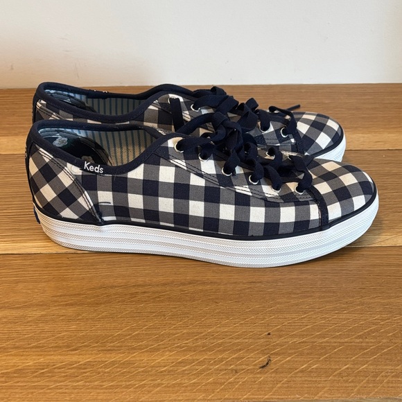 Keds Navy and White Sneakers - Picture 2 of 6